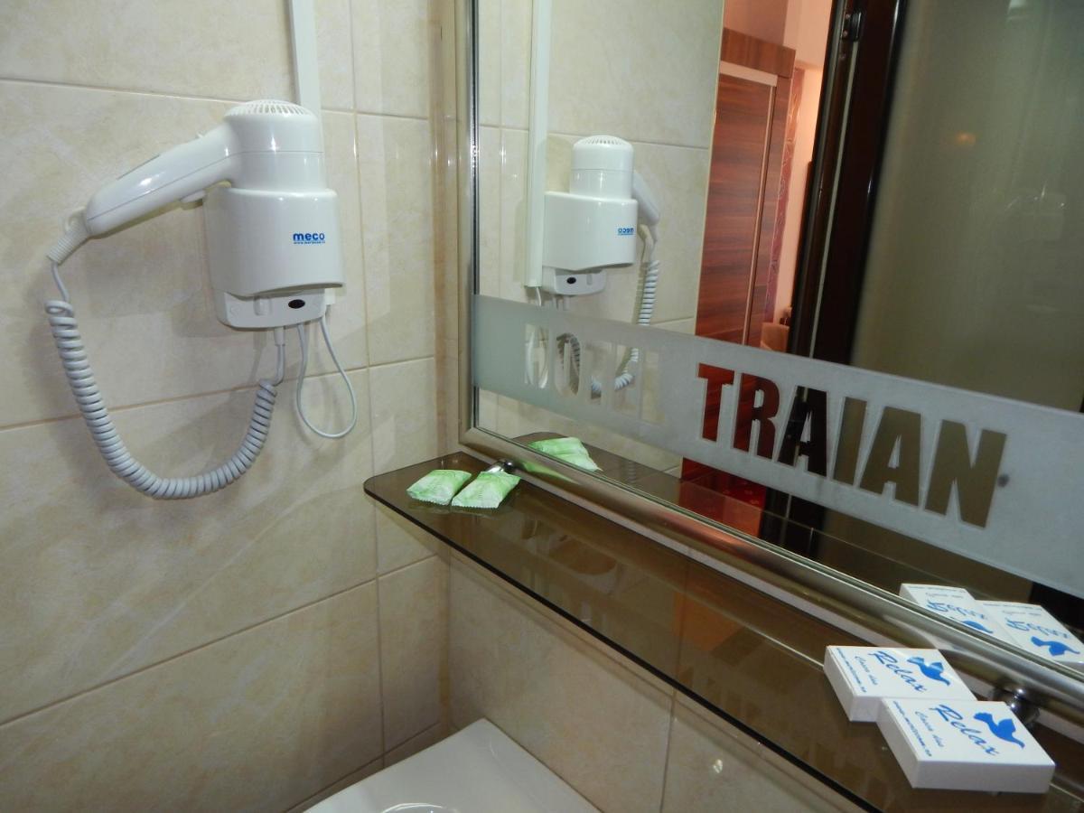 Hotel Traian Caciulata Călimăneşti Kültér fotó