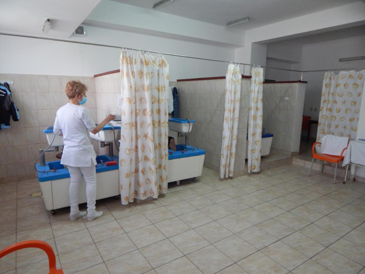 Hotel Traian Caciulata Călimăneşti Kültér fotó